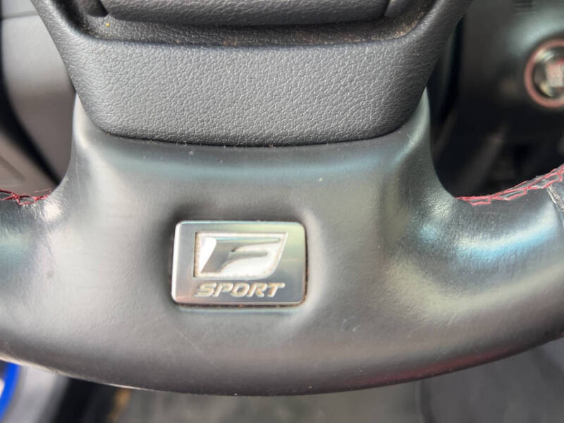 2023 Lexus ES 350 F SPORT Handling