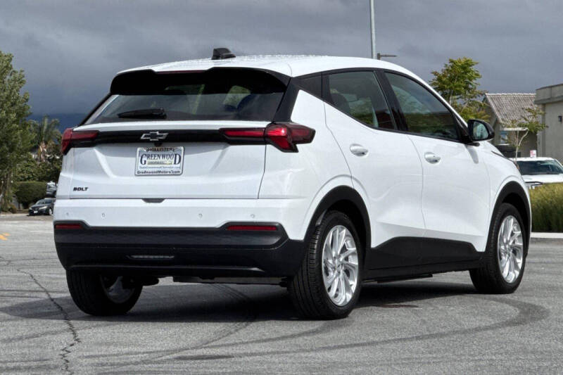2027 Chevrolet Bolt LT
