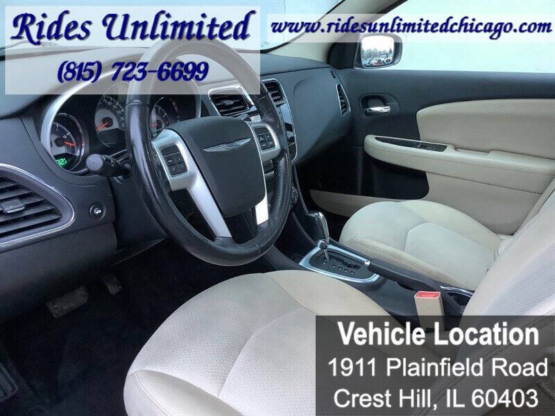 2011 Chrysler 200 Touring