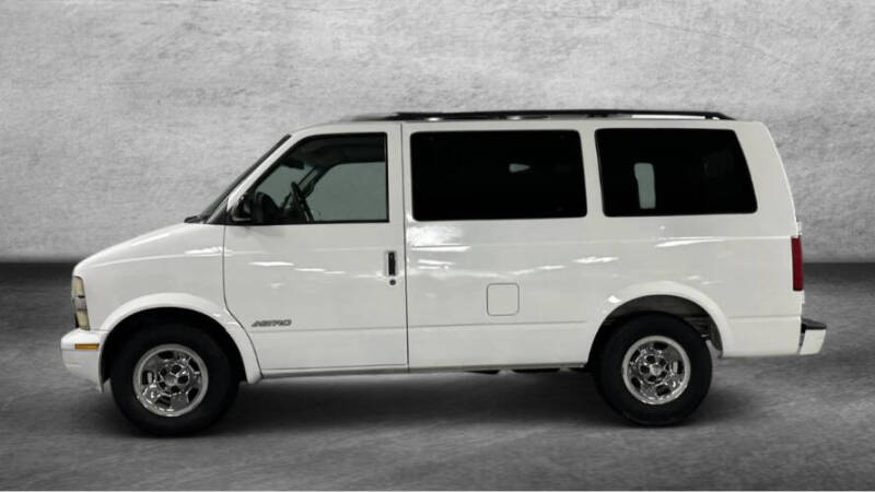 2002 Chevrolet Astro LS