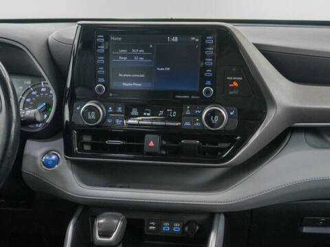 2022 Toyota Highlander Hybrid XLE