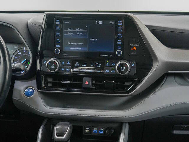 2022 Toyota Highlander Hybrid XLE