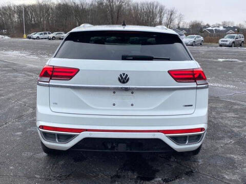 2023 Volkswagen Atlas Cross Sport V6 SEL Premium R-Line 4Motion