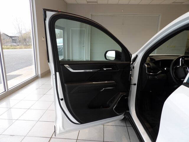 2025 GMC Acadia Elevation