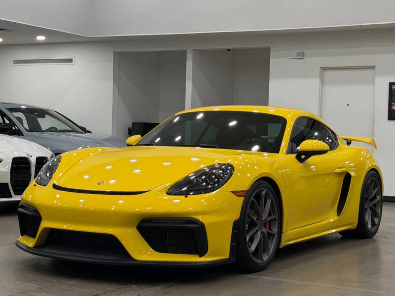 2022 Porsche 718 Cayman GT4