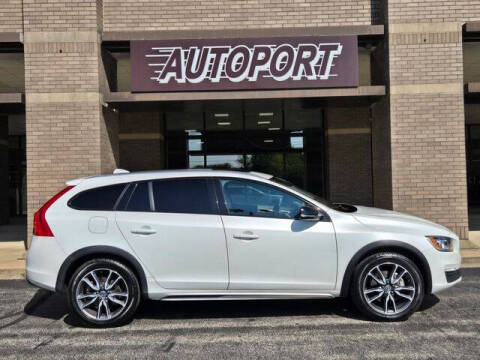 2018 Volvo V60 Cross Country T5 Premier