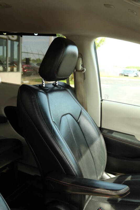 2018 Chrysler Pacifica Touring L