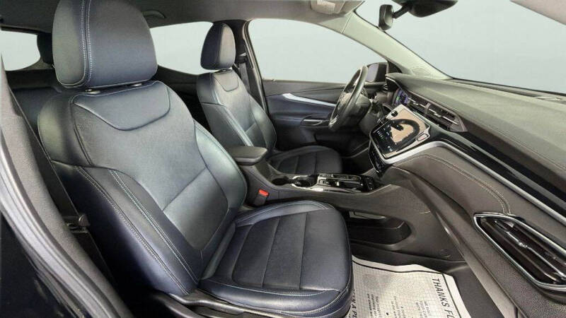 2023 Chevrolet Bolt EUV LT