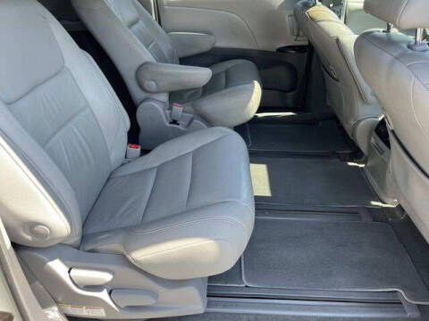 2018 Toyota Sienna XLE Premium 7-Passenger