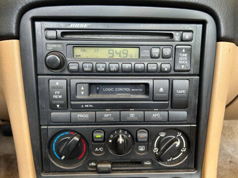 2000 Mazda MX-5 Miata