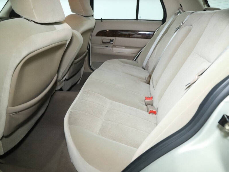 2005 Mercury Grand Marquis GS