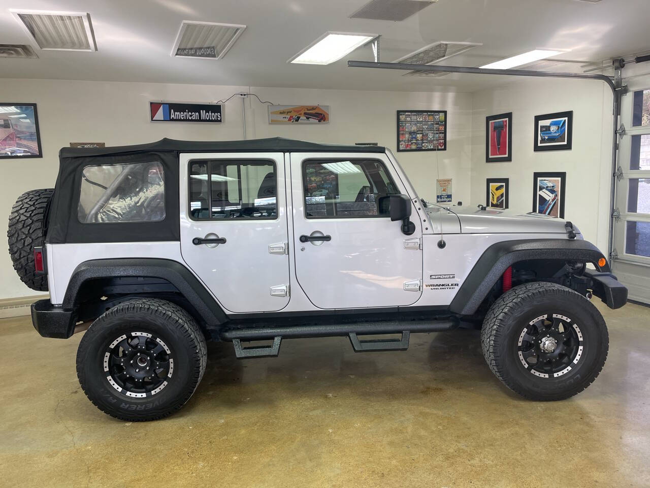 2011 Jeep Wrangler Unlimited 5