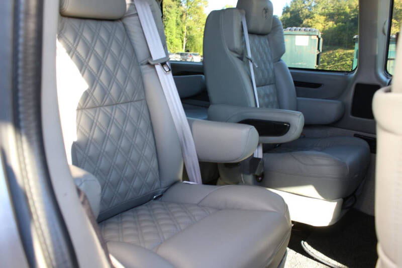 2025 Chevrolet Express 2500