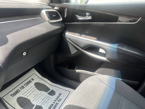 2017 Kia Sorento LX
