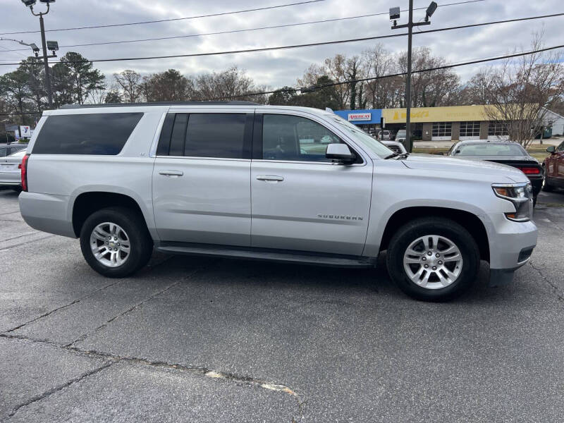 2017 Chevrolet Suburban LT