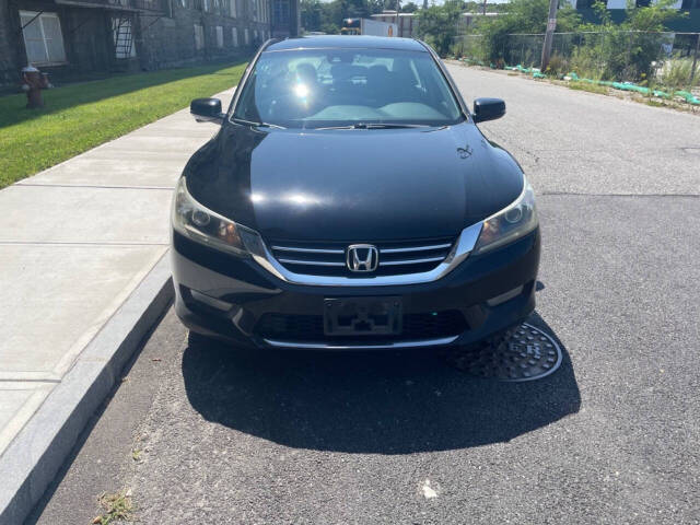 Used 2014 Honda Accord EX-L with VIN 1HGCR2F83EA180136 for sale in Fall River, MA