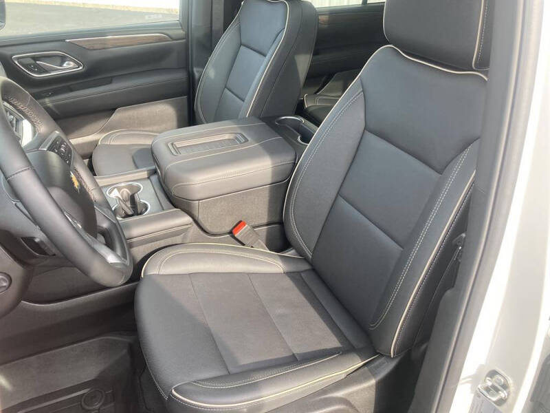 2024 Chevrolet Suburban Premier