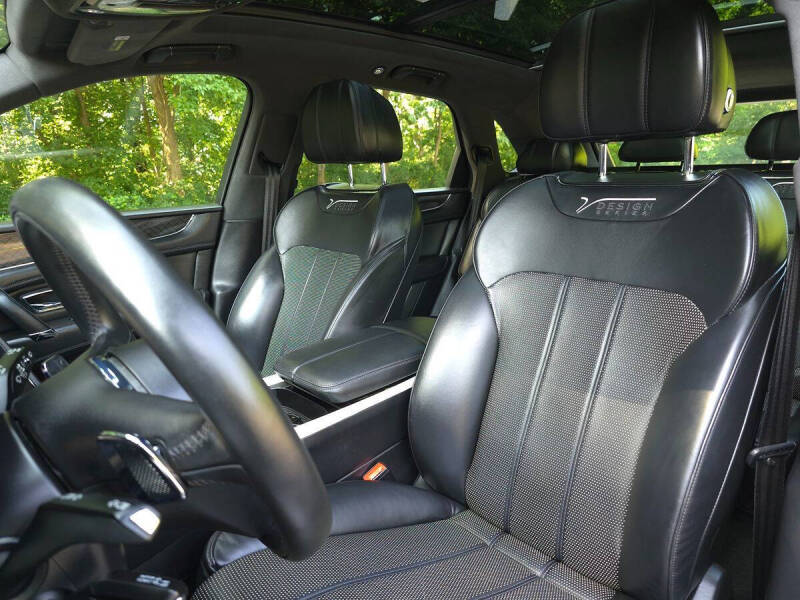 2020 Bentley Bentayga V8