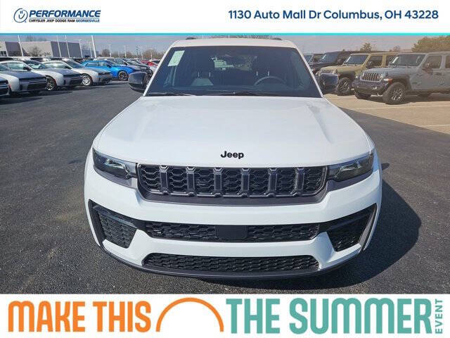 2026 Jeep Grand Cherokee Altitude