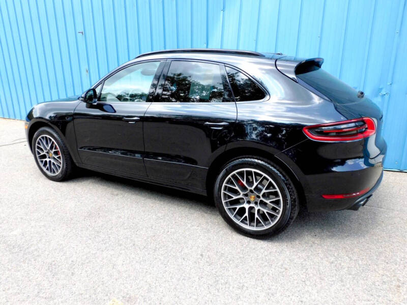 2017 Porsche Macan