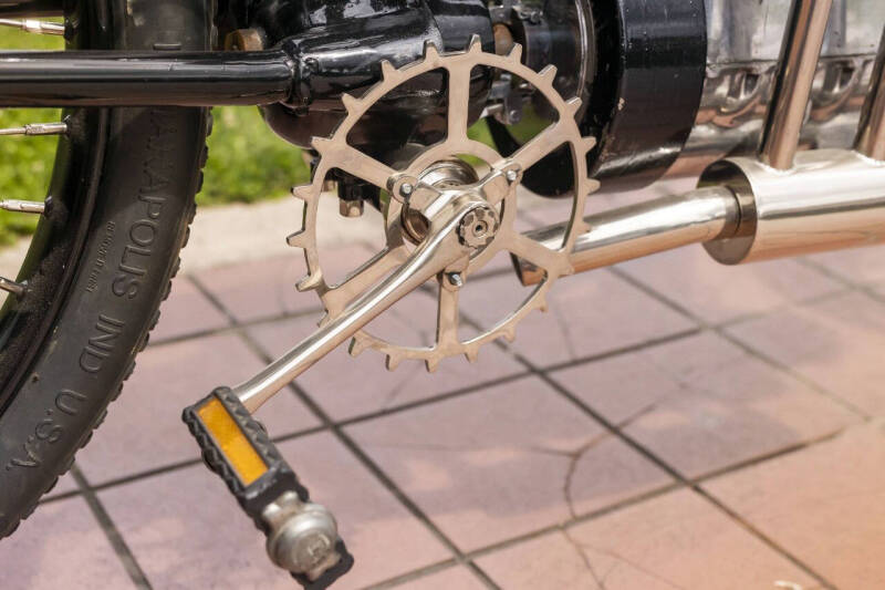 1911 Pierce 4 Cylinder Engine No. 394