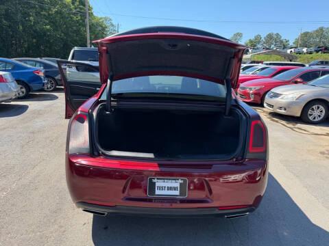 2019 Chrysler 300 Touring