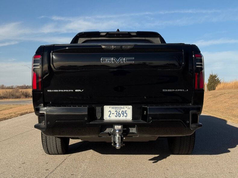 2025 GMC Sierra EV Denali