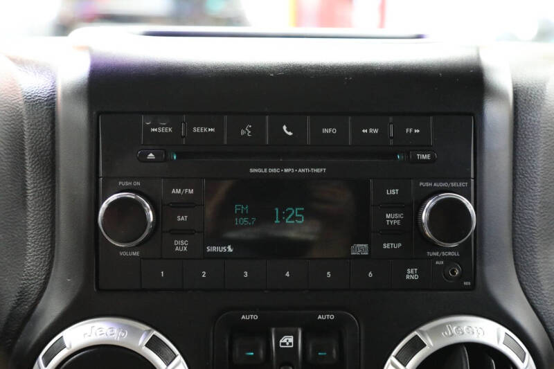 2013 Jeep Wrangler Unlimited Sahara