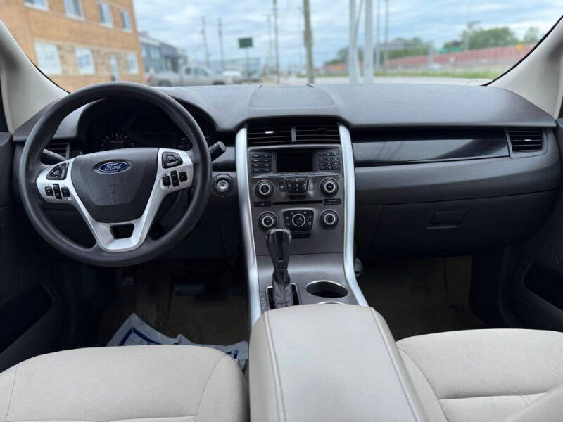 2012 Ford Edge SE