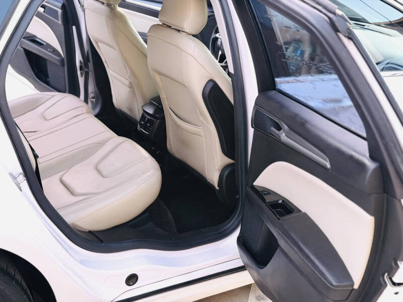 2016 Ford Fusion Energi Titanium