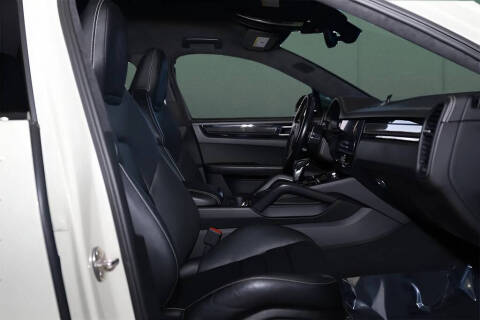 2023 Porsche Cayenne Turbo GT