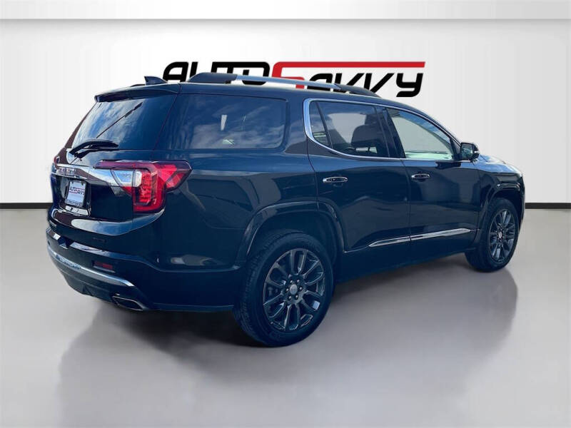 2023 GMC Acadia Denali