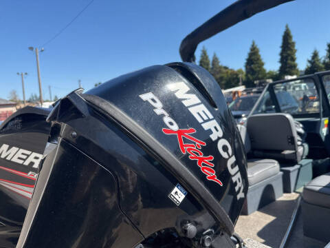 2015 Alumaweld Talon