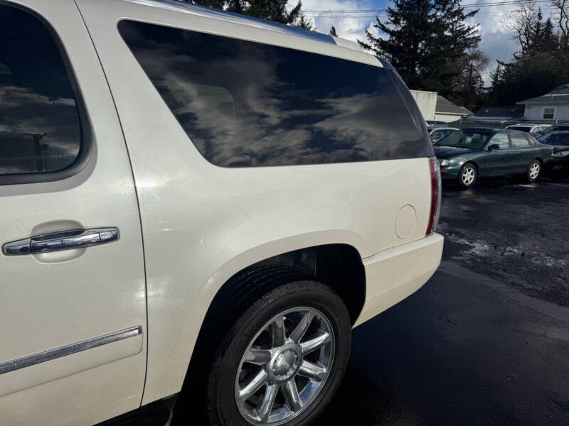 2011 GMC Yukon XL Denali