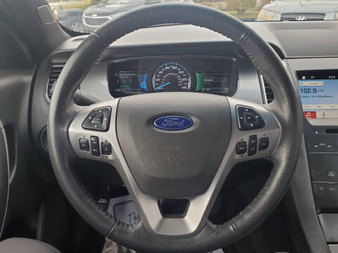 2019 Ford Taurus SEL