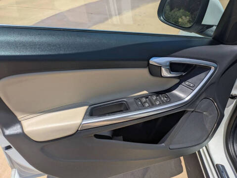 2016 Volvo S60 T5 Drive-E Premier