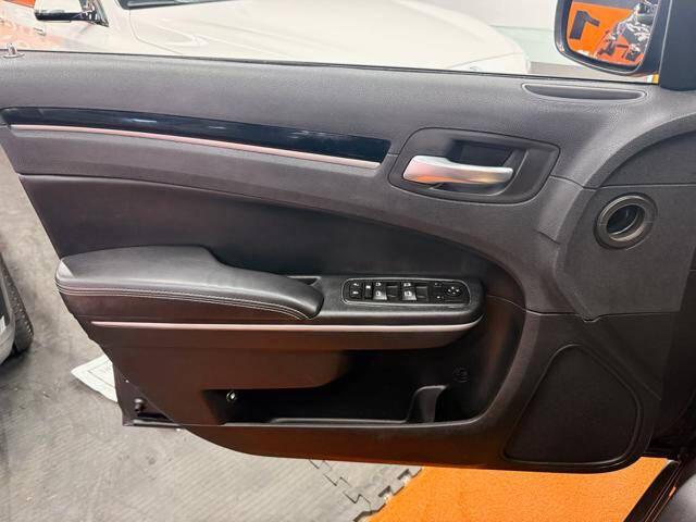 2019 Chrysler 300 S