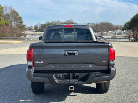 2019 Toyota Tacoma SR V6