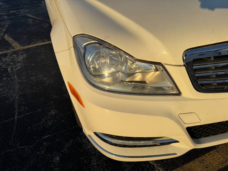 2012 Mercedes-Benz C-Class C 300 Luxury 4MATIC