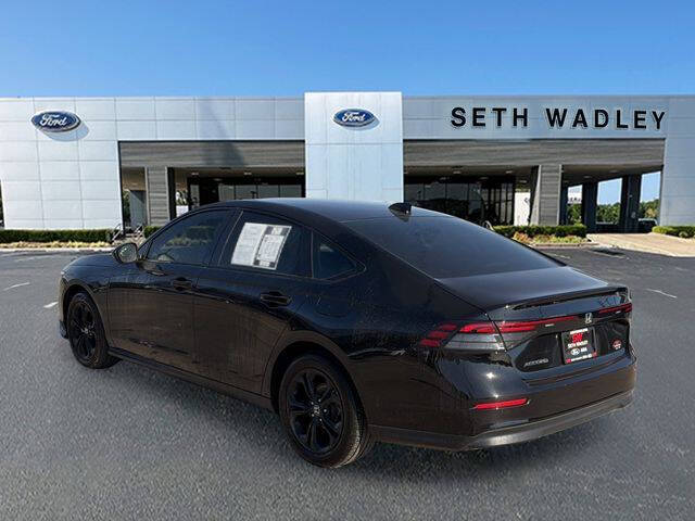 2025 Honda Accord SE