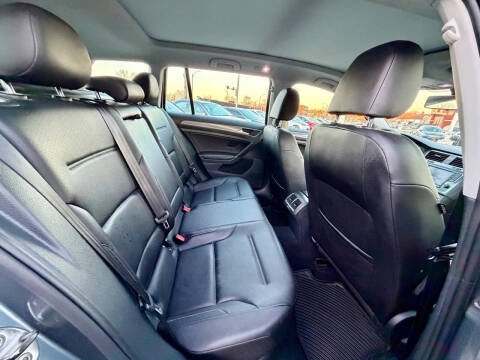 2017 Volkswagen Golf Alltrack