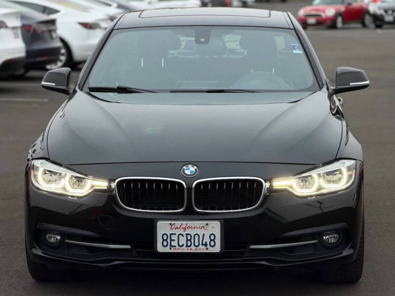 2018 BMW 3 Series 330i xDrive