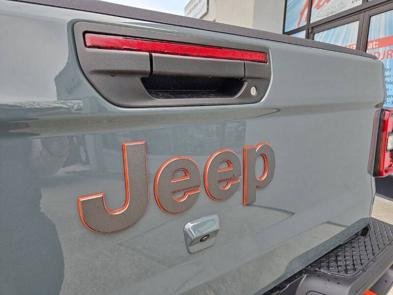 2026 Jeep Gladiator Mojave