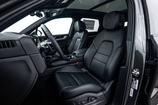 2025 Porsche Cayenne