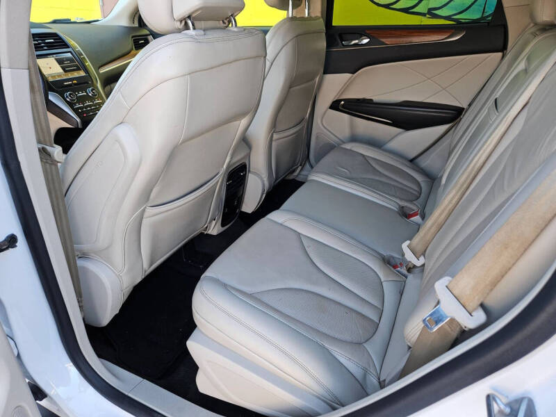 2019 Lincoln MKC Select