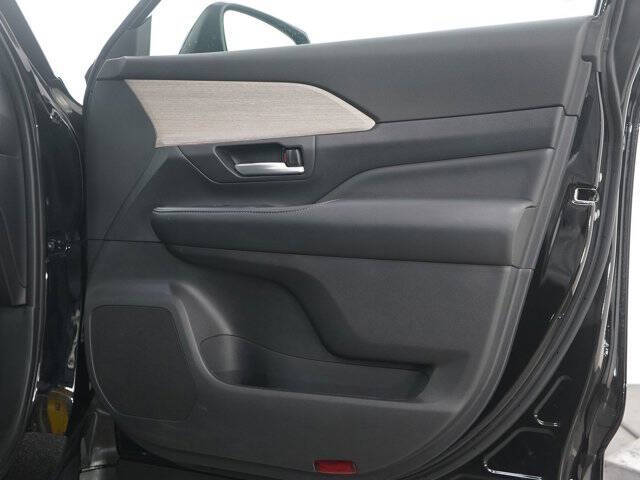 2025 Toyota Grand Highlander Platinum