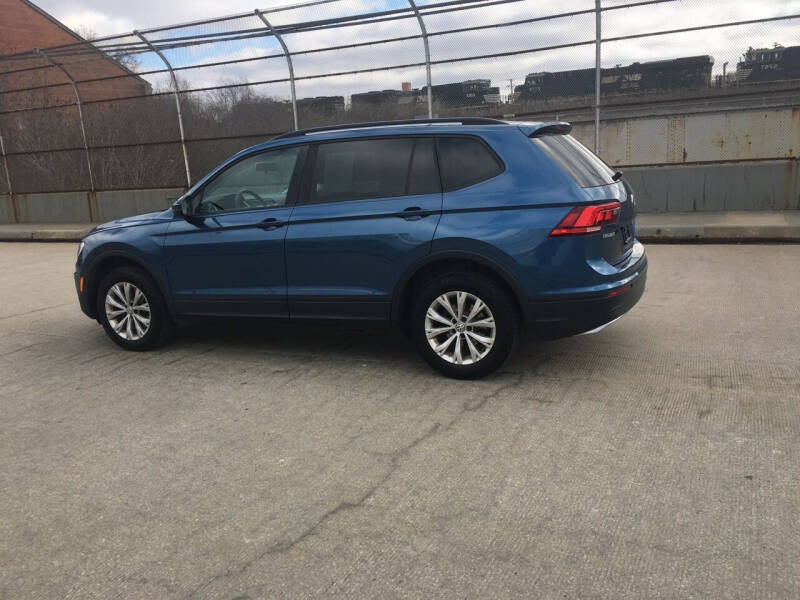 2019 Volkswagen Tiguan S photo 12