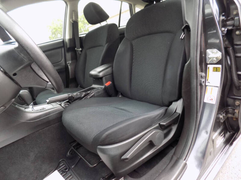 2013 Subaru Impreza 2.0i