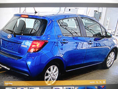 2015 Toyota Yaris 5-Door LE