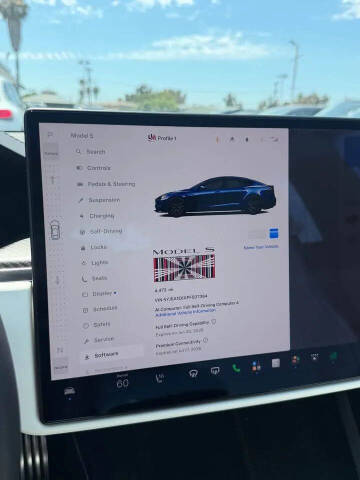 2023 Tesla Model S Plaid